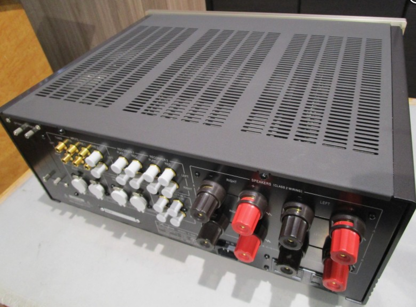 Accuphase E-550 Integrated Amplifier