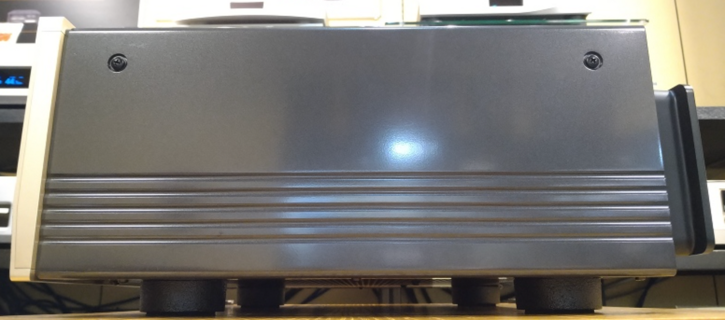 Accuphase P-3000 Power Amplifier