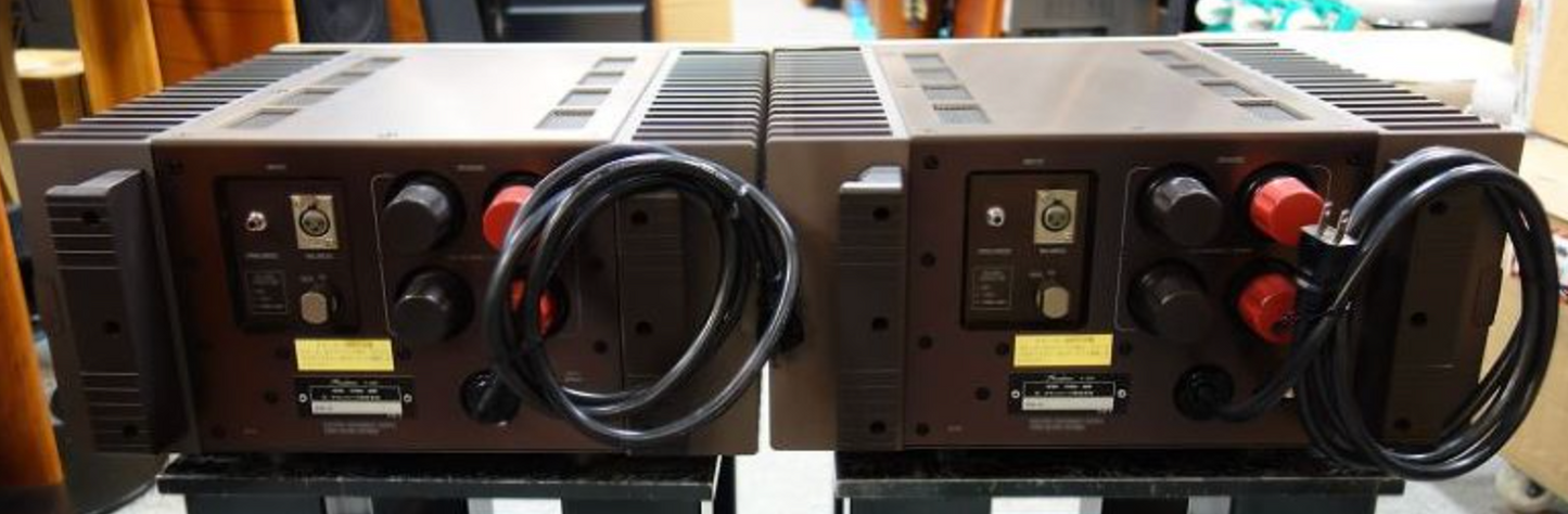 Accuphase A-100 Mono Power Amplifier