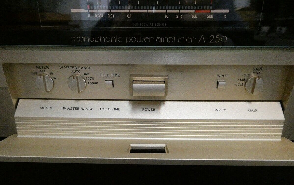 Accuphase A-250 Monoblock Power Amplifier Pure A Class