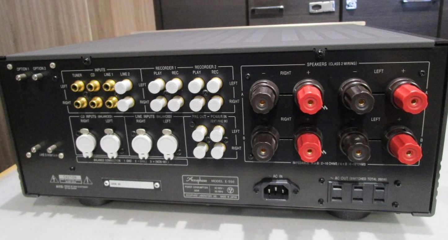 Accuphase E-550 Integrated Amplifier