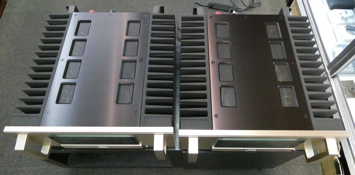 Accuphase A-250 Monoblock Power Amplifier Pure A Class