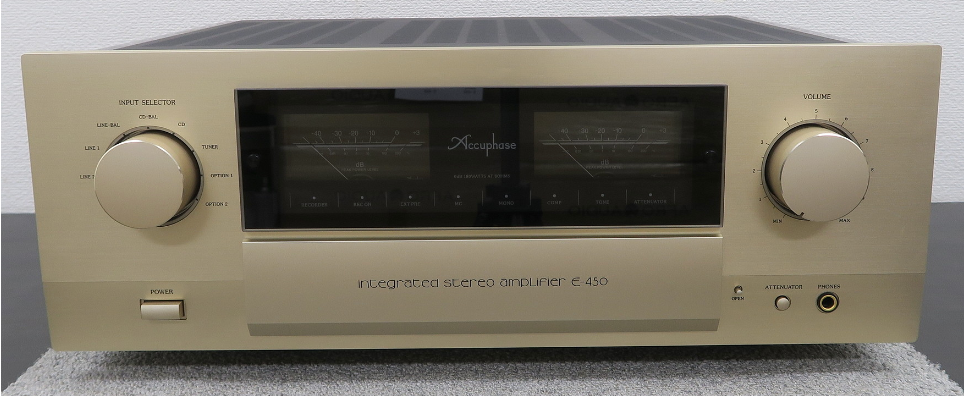 Accuphase E-450 Integrated Amplifier