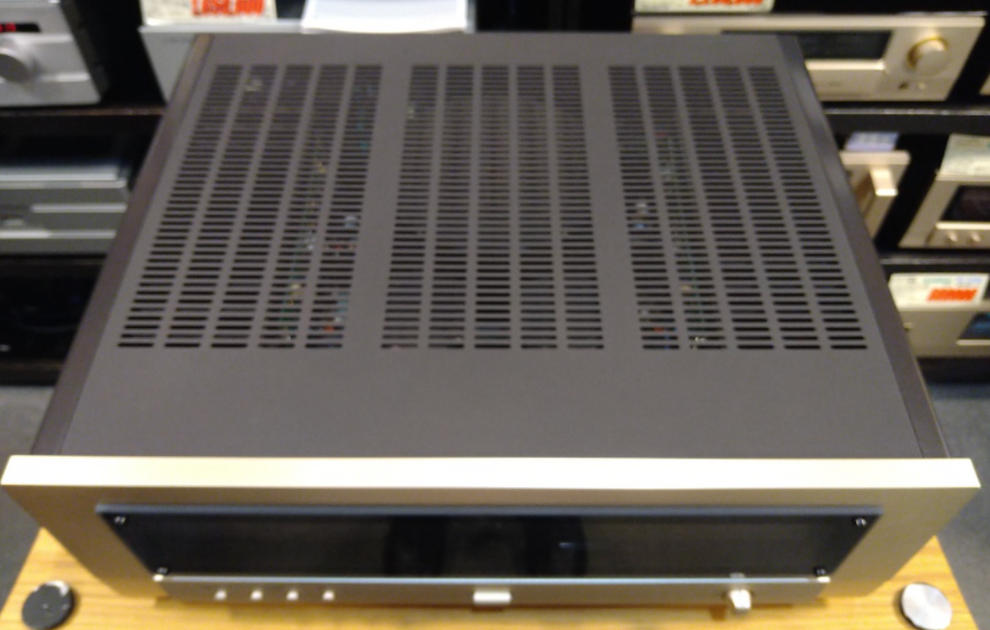 Accuphase P-3000 Power Amplifier