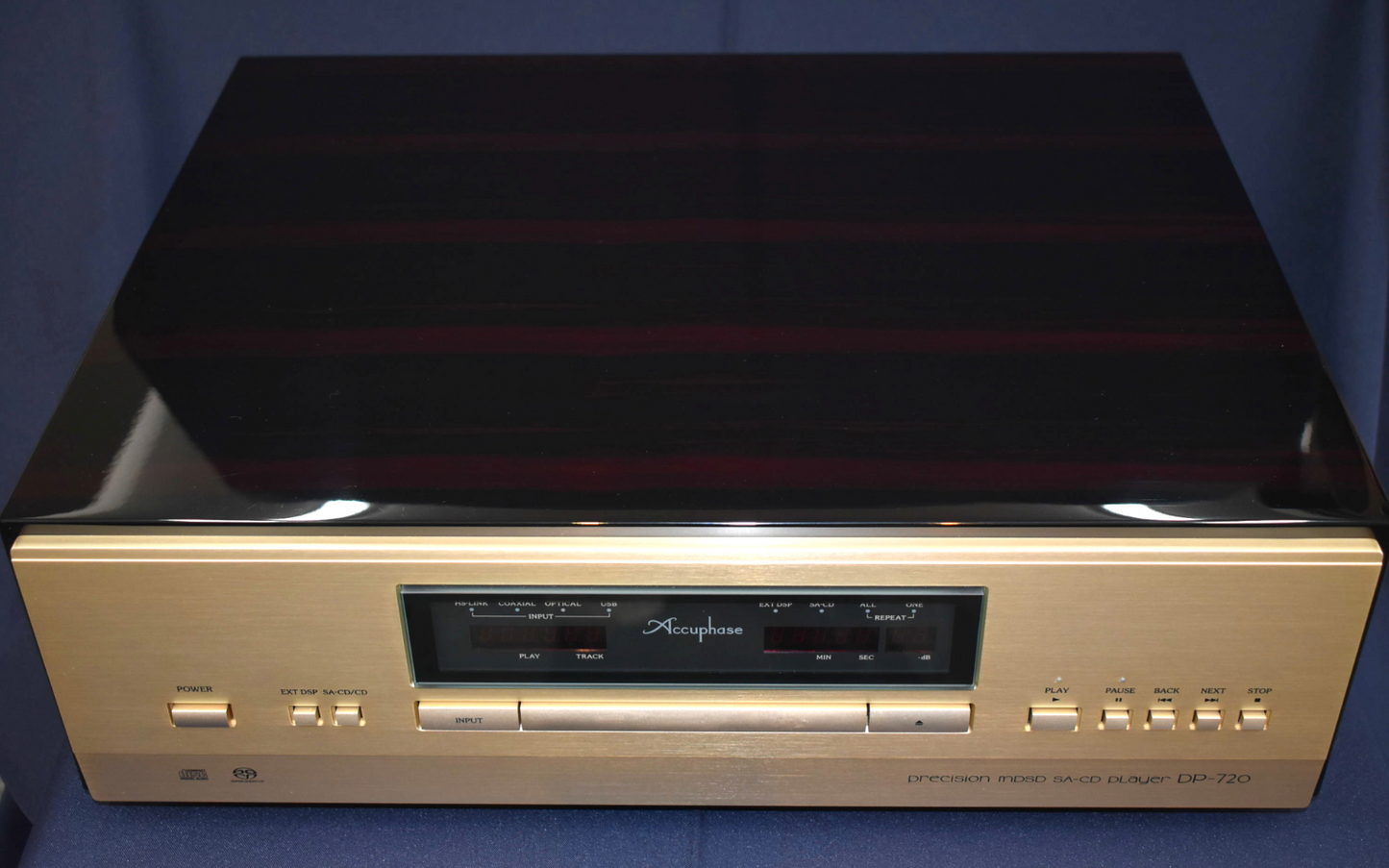 Accuphase DP-720 SACD player