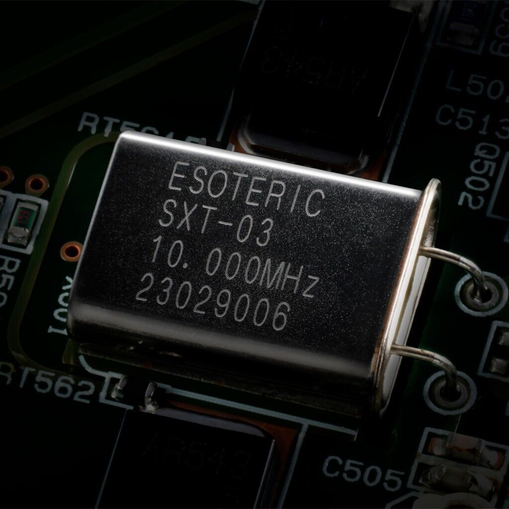 ESOTERIC G-05-B Master Clock Generator