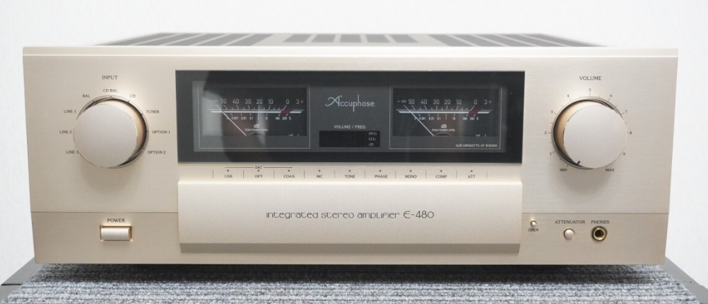 Accuphase E-480 Integrated Amplifier