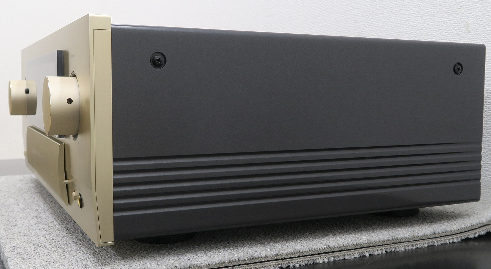 Accuphase E-450 Integrated Amplifier