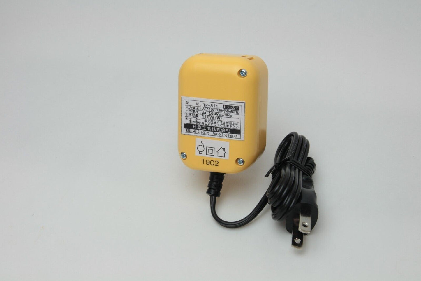 Nissyo TP-811 Voltage Transformer From AC110-130V to AC100V, Up to 110 Watts
