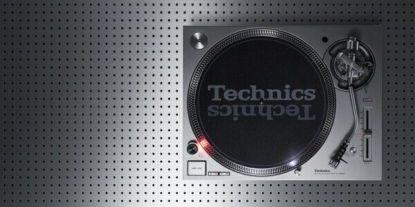 Technics SL-1200MK7-S Silver 2 Units Pair Direct Drive DJ Turntable NEW