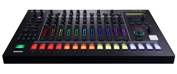 Roland TR-8S Rhythm Performer Drum Machine Multicolor 88-key 128-pattern New