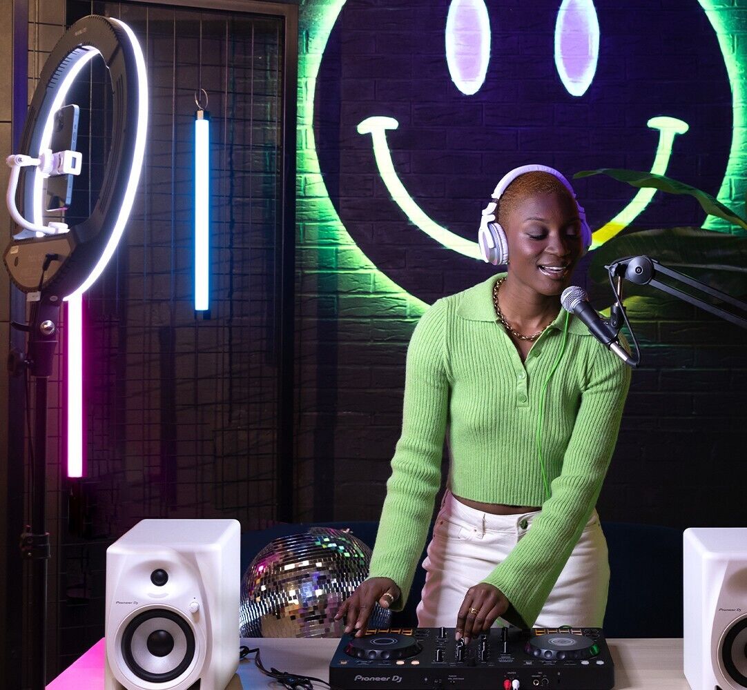 Pioneer DJ DDJ-FLX4 DJ Controller rekordbox Serato DJ Lite 2CH NEW Pre