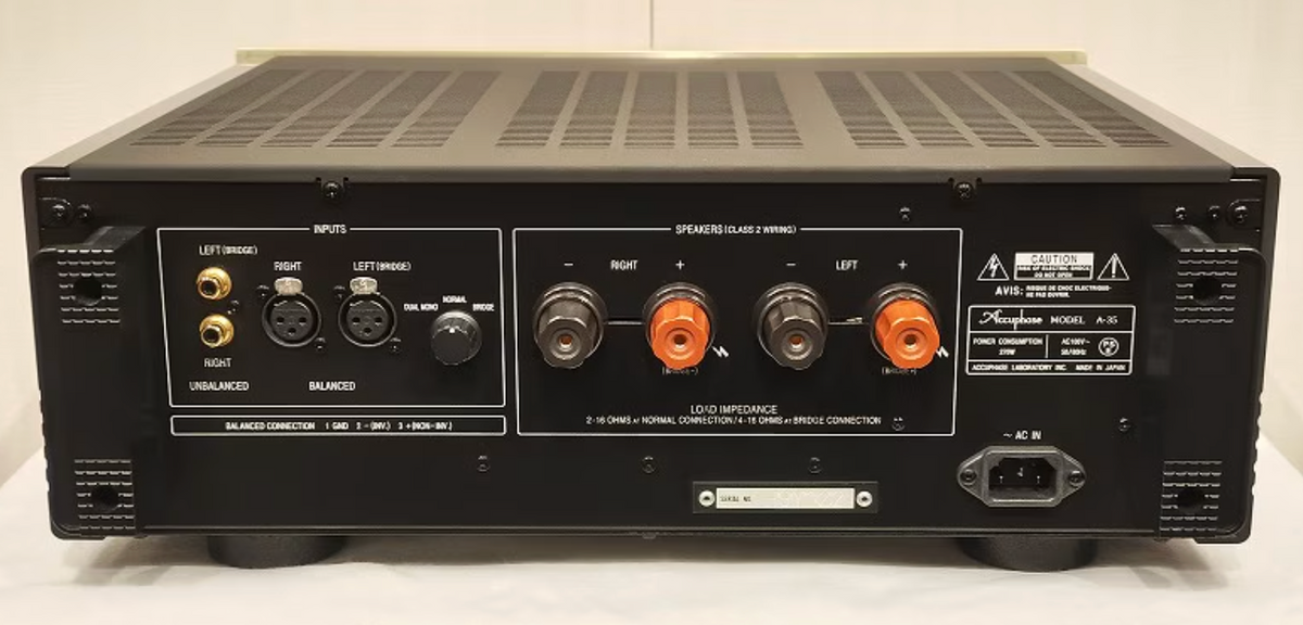 Accuphase A-35 Power Amplifier