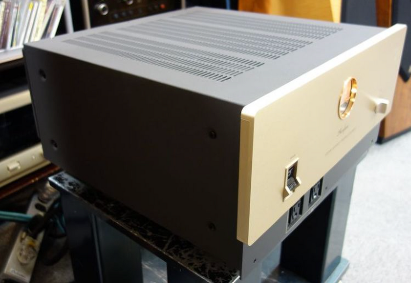 Accuphase PS-1200 Clean Power Supply