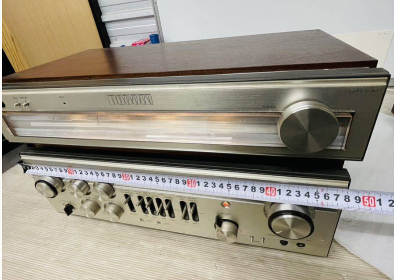 Vintage LUXMAN L-100 Integrated Amplifier & T-110 FM Stereo Tuner Set 1975 100V