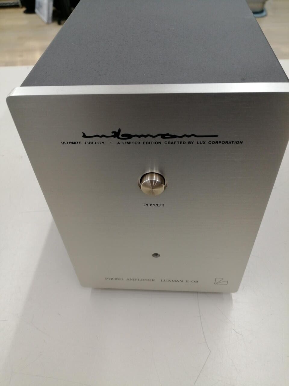 LUXMAN E-03 MC MM Phono Equalizer Amplifier