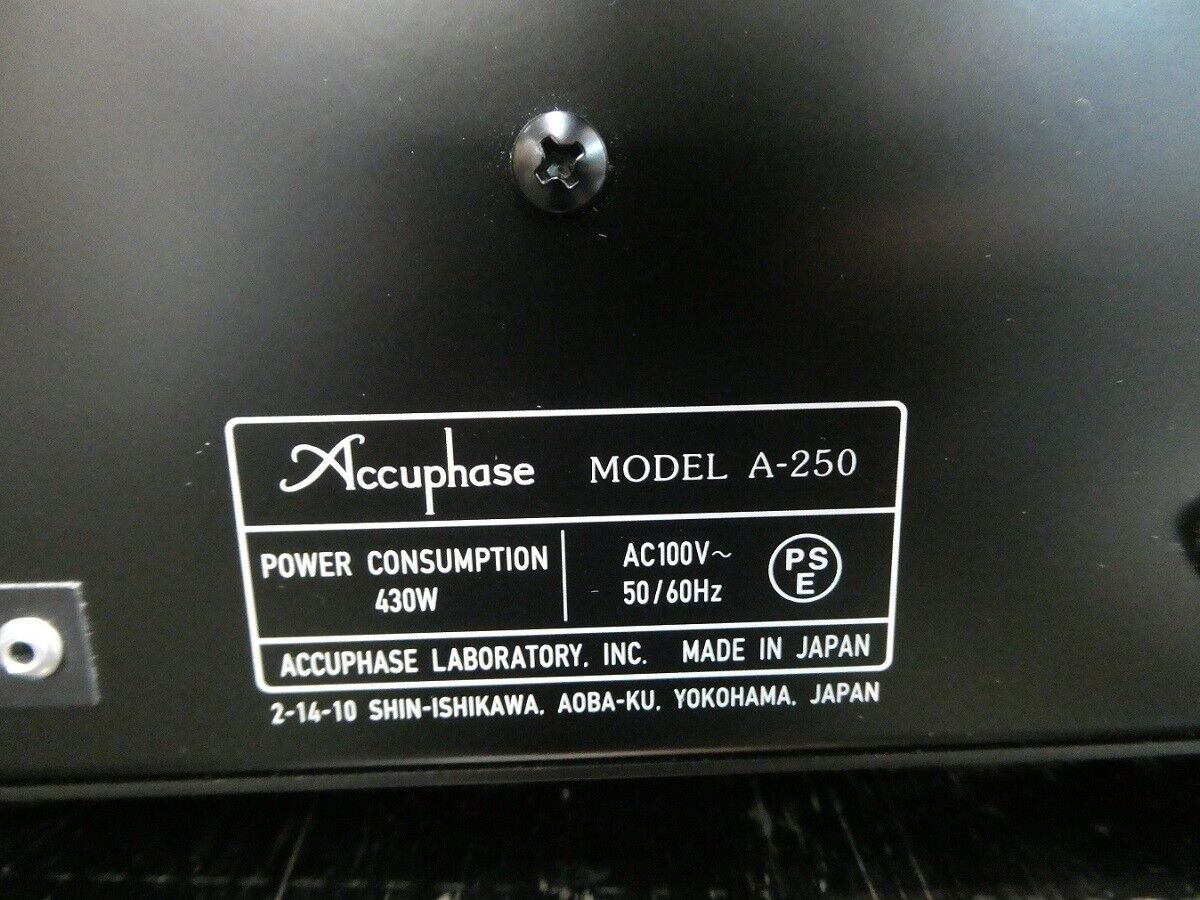 Accuphase A-250 Monoblock Power Amplifier Pure A Class