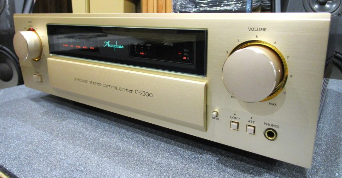 Accuphase C-2300 Control Amplifier