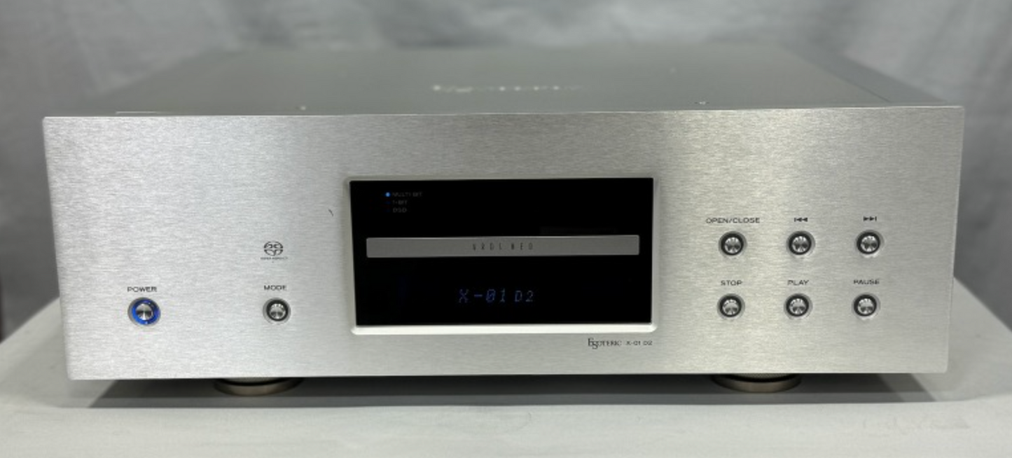 ESOTERIC X-01 D2 SACD/CD Player