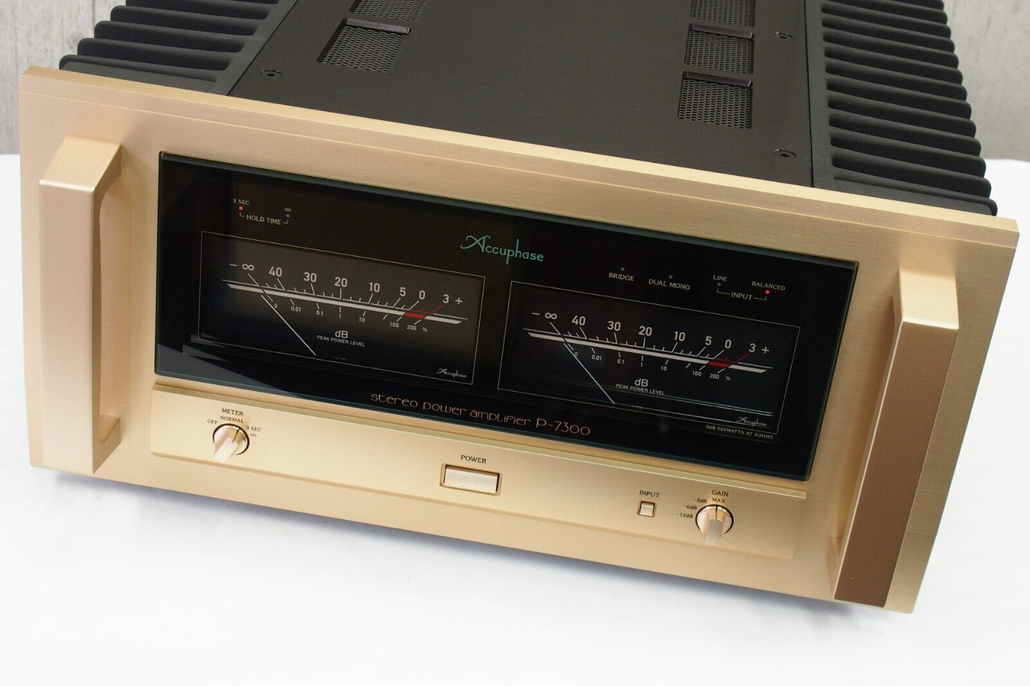 Accuphase P-7300 Stereo Power Amplifier