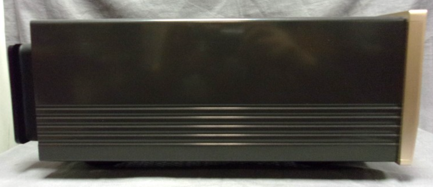 Accuphase A-35 Power Amplifier