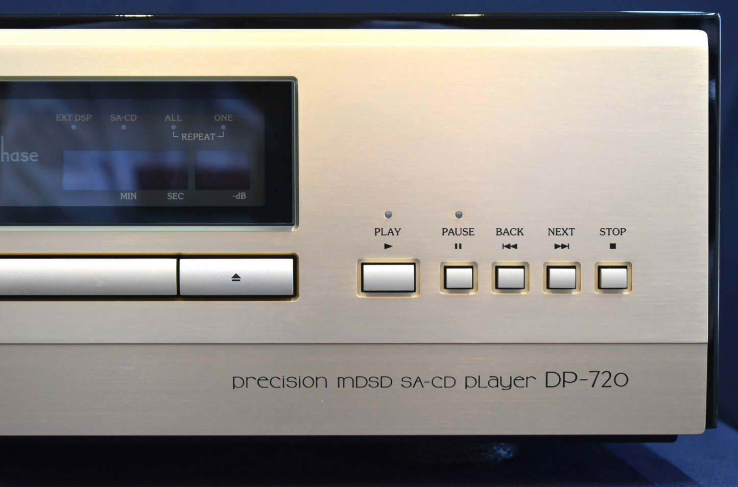 Accuphase DP-720 SACD player