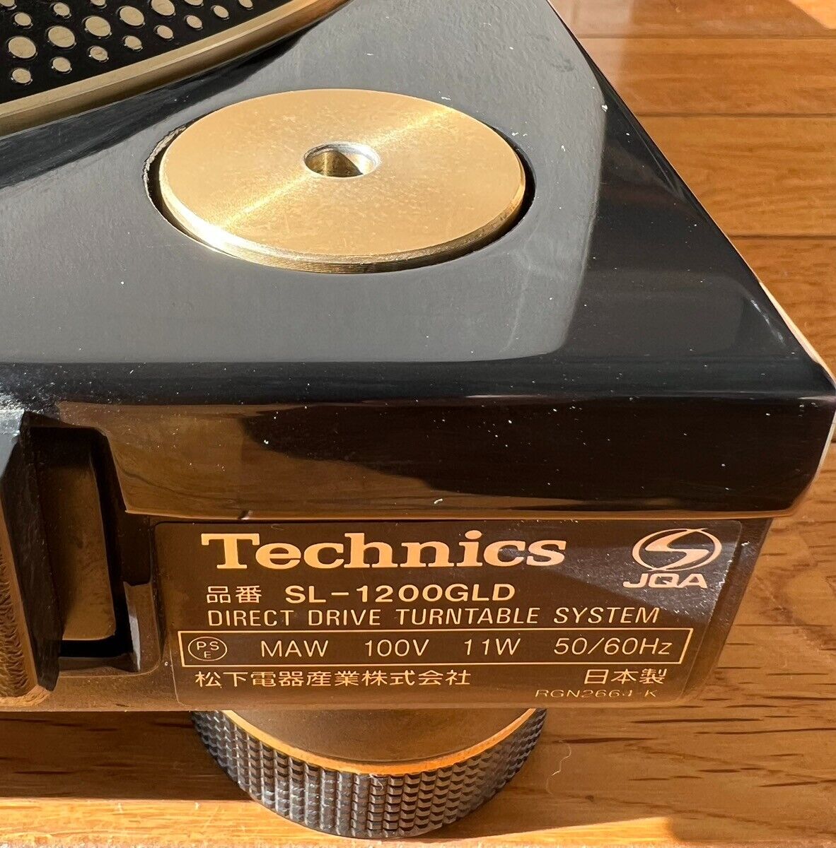 Technics SL-1200GLD 24K Gold-Plated Limited Edition 2 sets DJ Turntable LP Rare