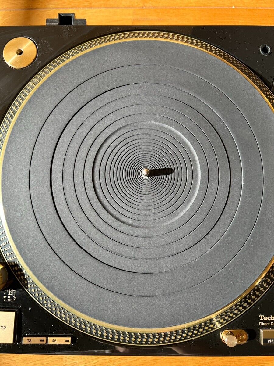 Technics SL-1200GLD 24K Gold-Plated Limited Edition 2 sets DJ Turntable LP Rare