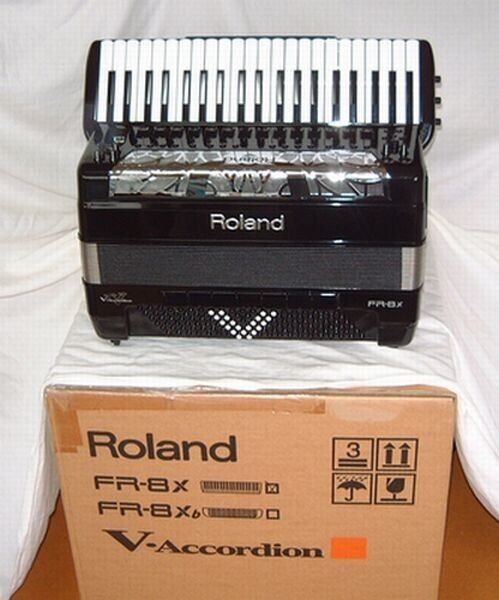 Roland FR-8X V-accordion Keyboard Type BK Black 41 keys 120 base Japan